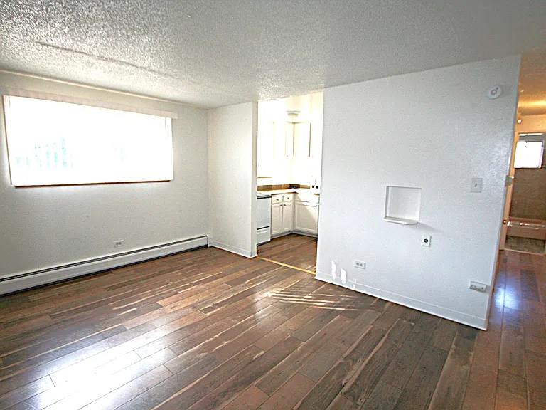 1878 Vine St #206 — Photo 2