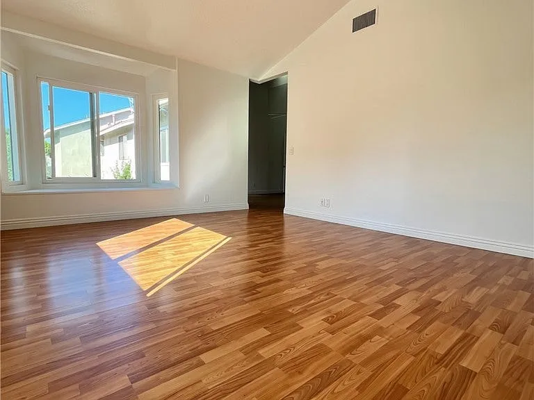 21461 Kirkwall Ln — Photo 13