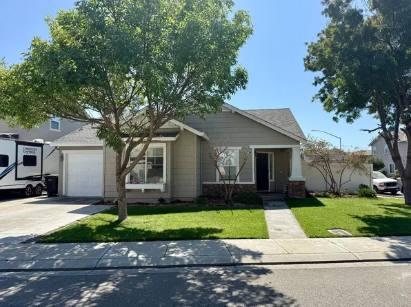 2302 Bungalow Ct, Riverbank, CA 95367