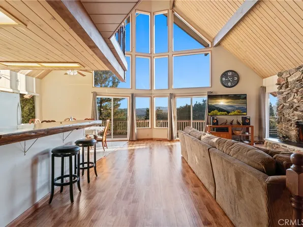 27734 Alpen Dr, Lake Arrowhead, CA 92352