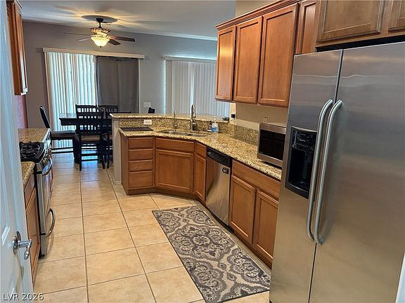 3rd image of 3463 Halter Dr