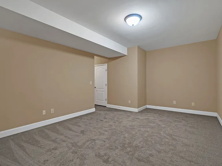 1072 Woodbury Falls Dr — Photo 34