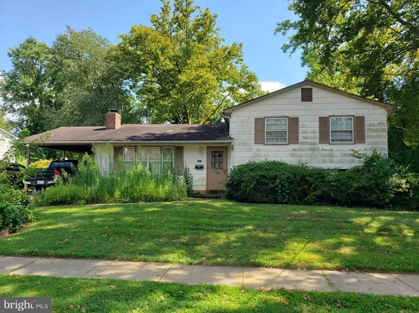 9513 Old Creek Dr, Fairfax, VA 22032