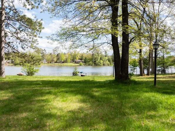 12291 Vincent Ln, Atlanta, MI 49709