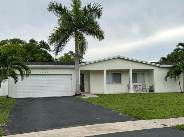 10563 NW 4th St, Plantation, FL 33324