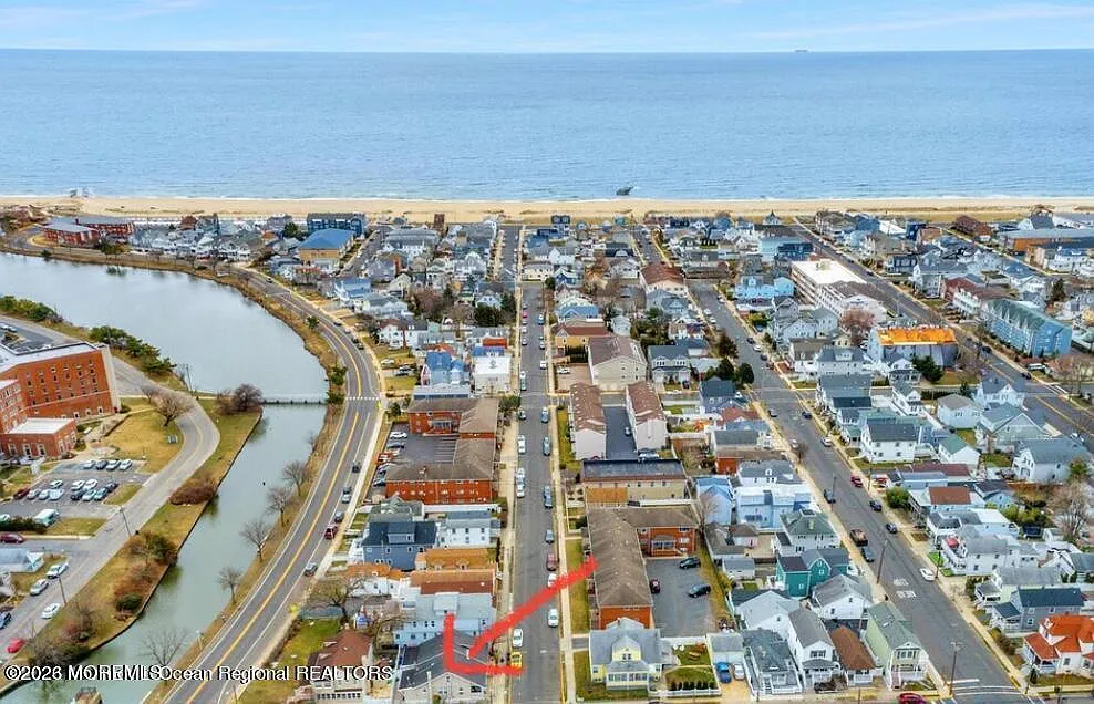 2 bed, $2,100 — Photo 3
