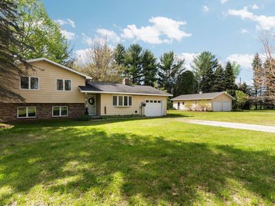 4542 Crofton Rd SW, South Boardman, MI, 49680