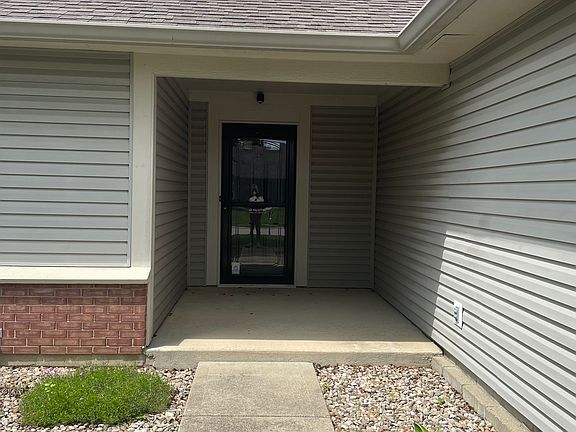 5th image of 8234 Crosser Dr