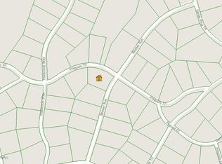 2601 Iroquois Trl, Milford, PA 18337