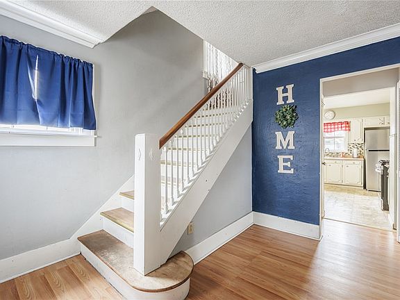 4th image of 187 Nichols St