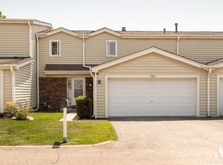 780 Buckingham Ct, Hoffman Estates, IL 60169