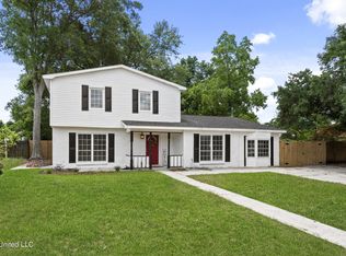 109 Perry St, Gulfport, MS 39507