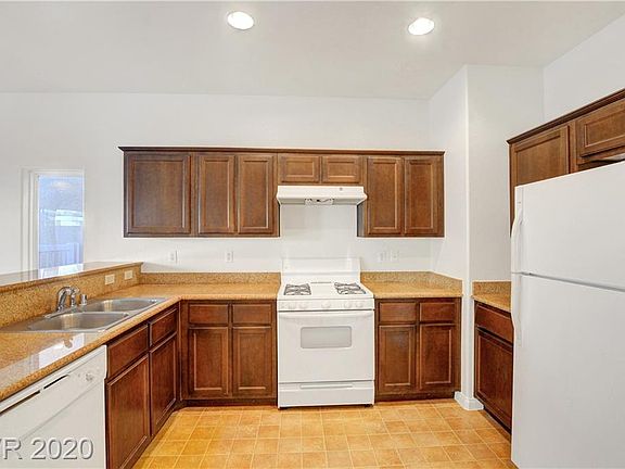 4th image of 6242 Port Astoria Ct