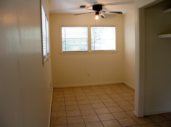 631_breakfast_and_laundry_closet_07152015