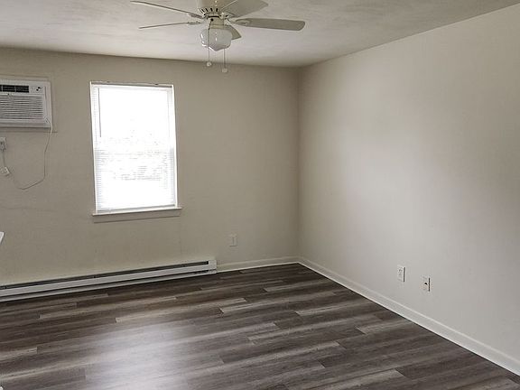 4th image of 4505 Cape Henry Ave APT 4