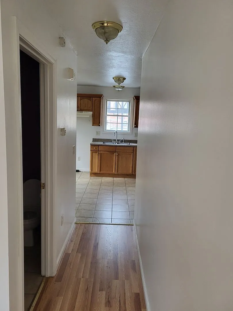 52-54 Reed St — Photo 3