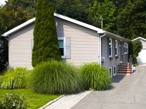 8 Martin Rd, Verona Twp., NJ 07044