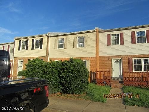1st image of 30 Bristol Ct