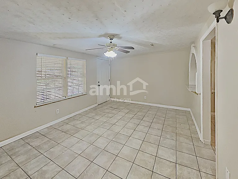 104 Ivy Springs Dr — Photo 6