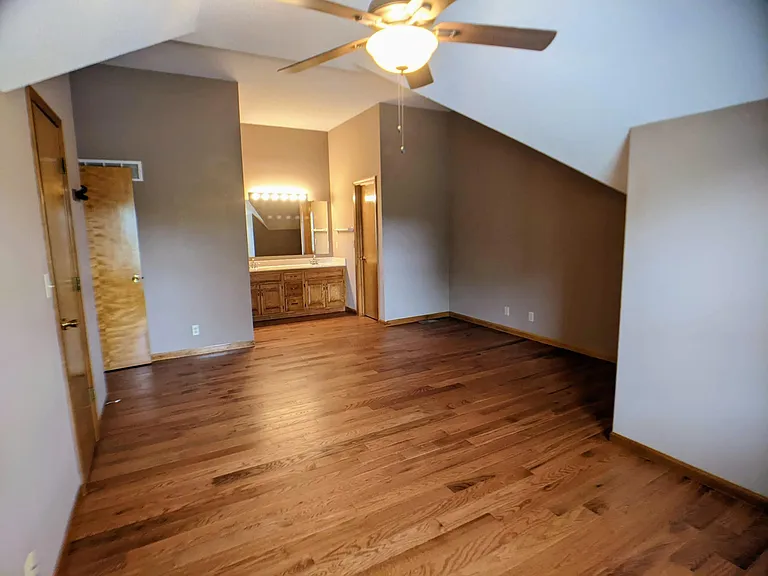 7602 W 154th Ter — Photo 22