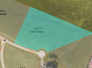 Oldefield Dr, Saint Clairsville, OH 43950