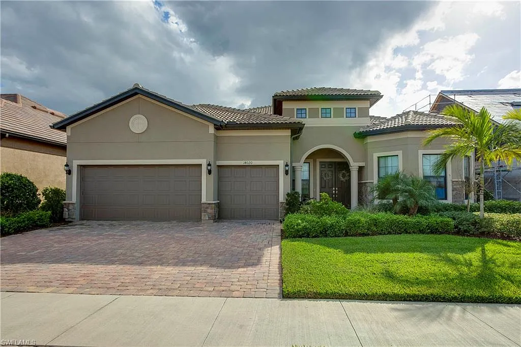 3 bed, 3.0 bath, 2488 sqft, $10,500 — Photo 1