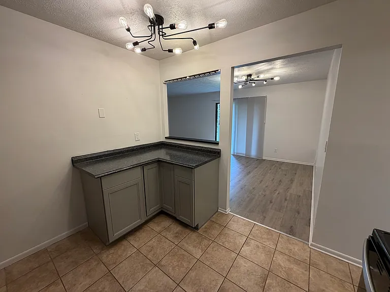 7214 Creekview Dr #3 — Photo 21