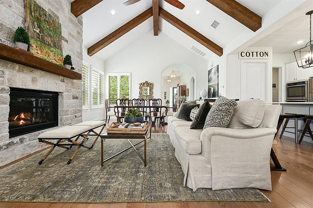 205 Cimarron Hills Trl E