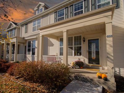 602 Hunter Oaks BOULEVARD, Watertown, WI, 53094