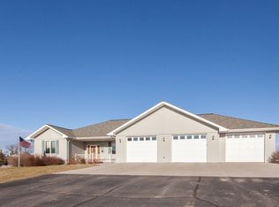 611 Euclid Ave, Crookston, MN 56716