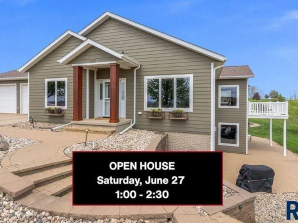 48290 Hiawatha Pl, Canton, SD 57013