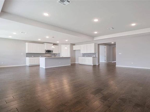 2nd image of 2248 Vanessa Cay Ln