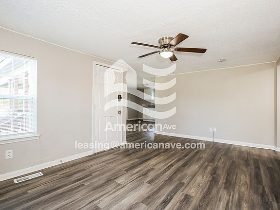 4-Living Room