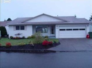 283 W Clackamas Cir, Woodburn, OR