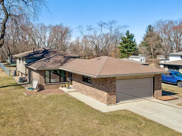 15038 Lavergne Ave, Oak Forest, IL 60452