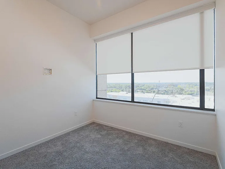 501 S Capitol Ave — Photo 29