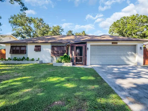 2120 Little Brook Ln, Clearwater, FL 33763