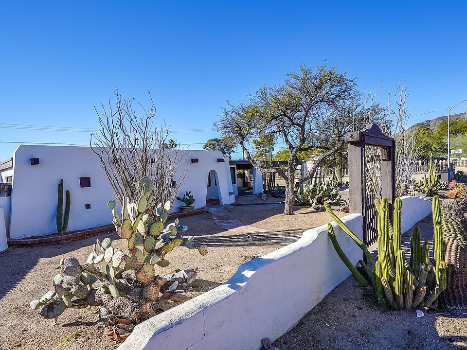 1st image of 1305 E Desert Cove Ave