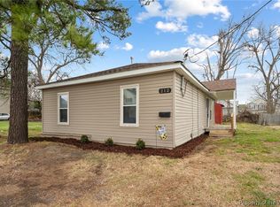 212 Woodrow Ave, Suffolk, VA 23434