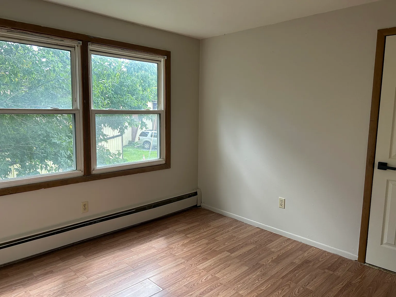 2 bed, 1100 sqft, $1,200 — Photo 4