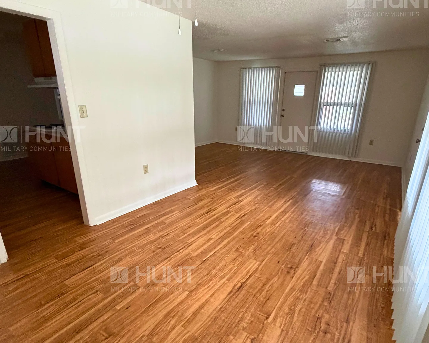3 bed, 1.5 bath, 1280 sqft, $1,625 — Photo 3