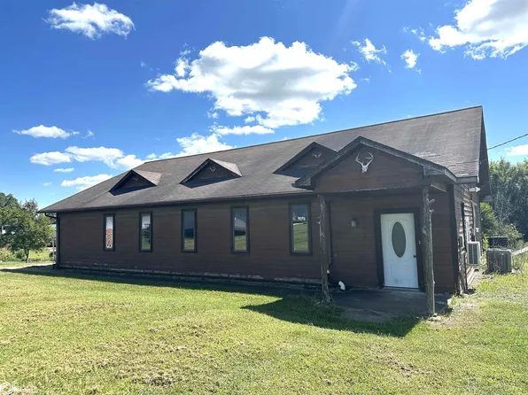310 E 5th St, Cantril, IA 52542