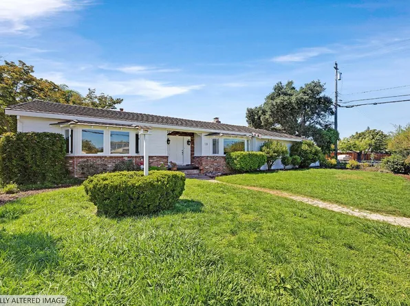131 Foster Road, Napa, CA 94558