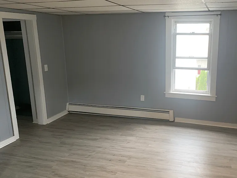 34 Main St #8 — Photo 8