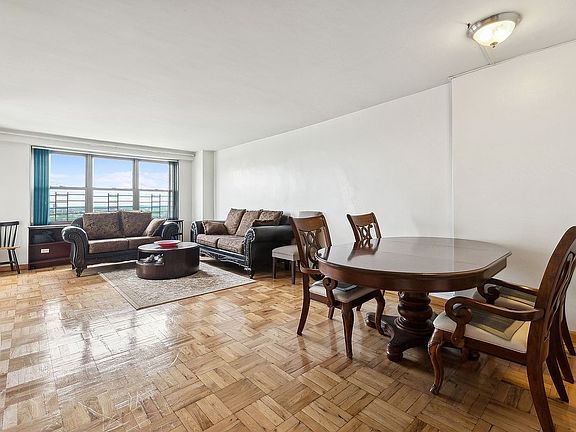 5th image of 12510 Queens Blvd APT 2002