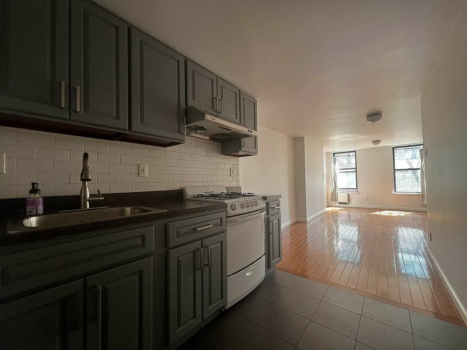 34 East Broadway — Photo 3