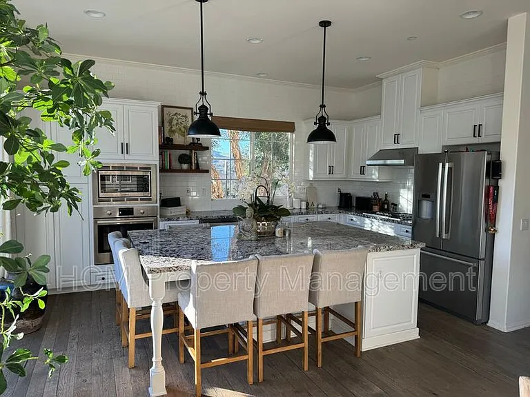 33 Maduro St — Photo 5