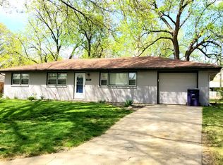 1725 Vaughn Dr, Manhattan, KS 66502