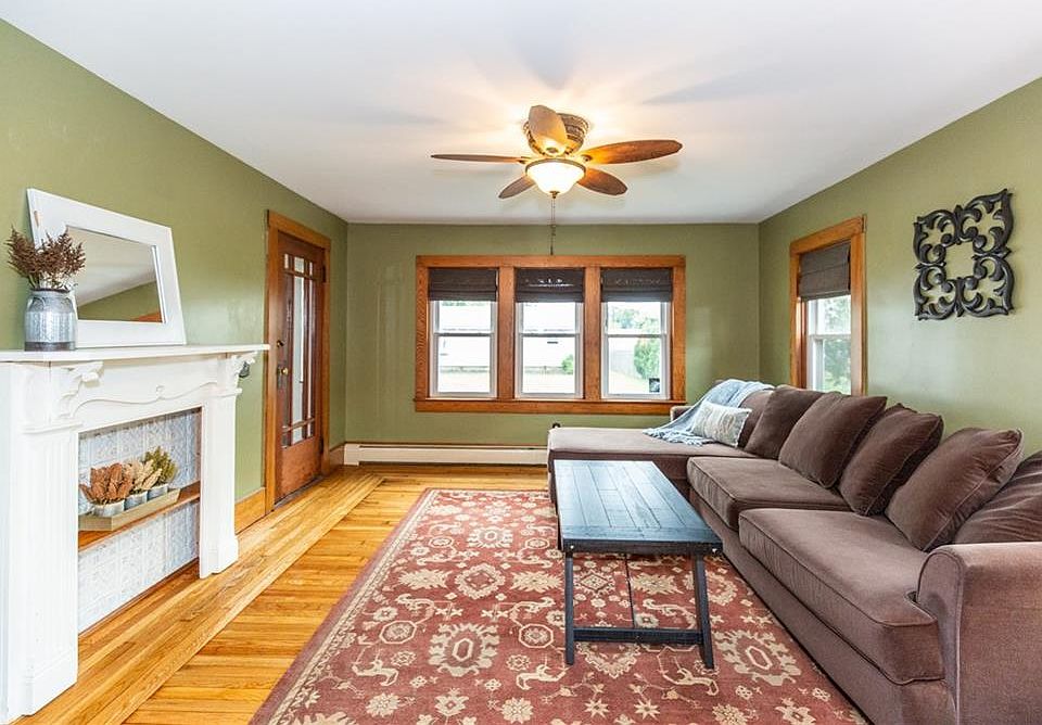 175 Norwood Ave, Warwick, RI 02888 Zillow