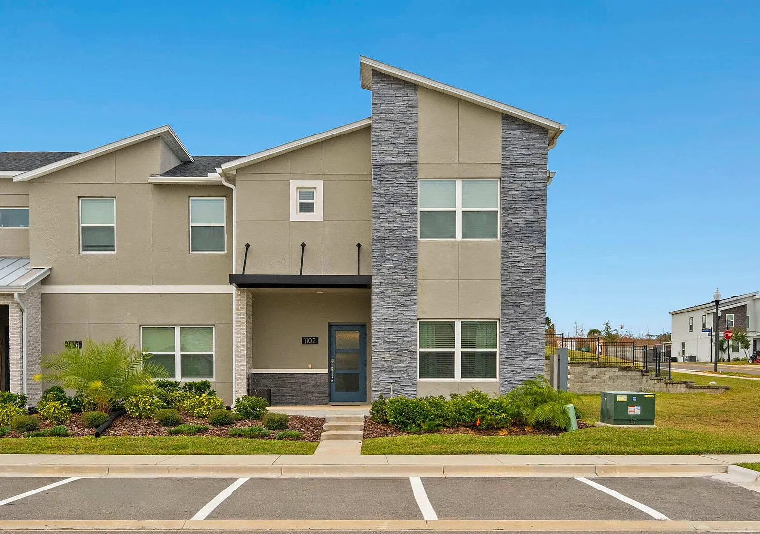 Gorgeous 5bed TH close to Disney, Water Park — Photo 4